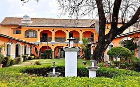 Naupa House Hostel